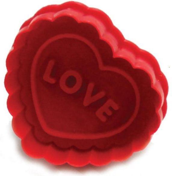 NEW NORPRO PIE TOP CUTTERS SET OF 4 LEAF- HEART-STRAWBERRY -CHERRIES