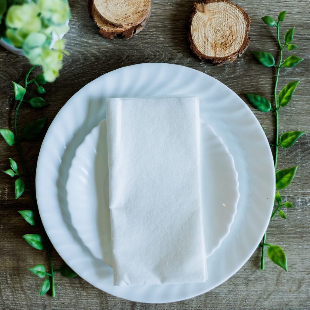 16" x 16" White Airlaid Flat Napkin, 1000/cs - 31616/FN