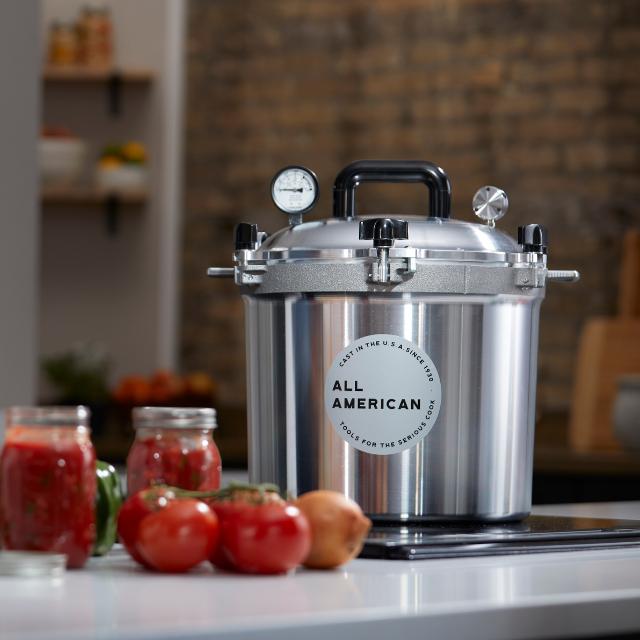 All American - 21.5 QT Pressure Canner / Pressure Cooker - 921