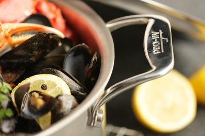 All-Clad - 8 QT D5 Brushed Stock Pot With Lid - BD55508