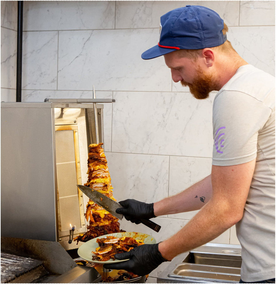 American Range - 17" Stainless Steel Vertical Infrared Rotisserie Broiler - AVB-2E