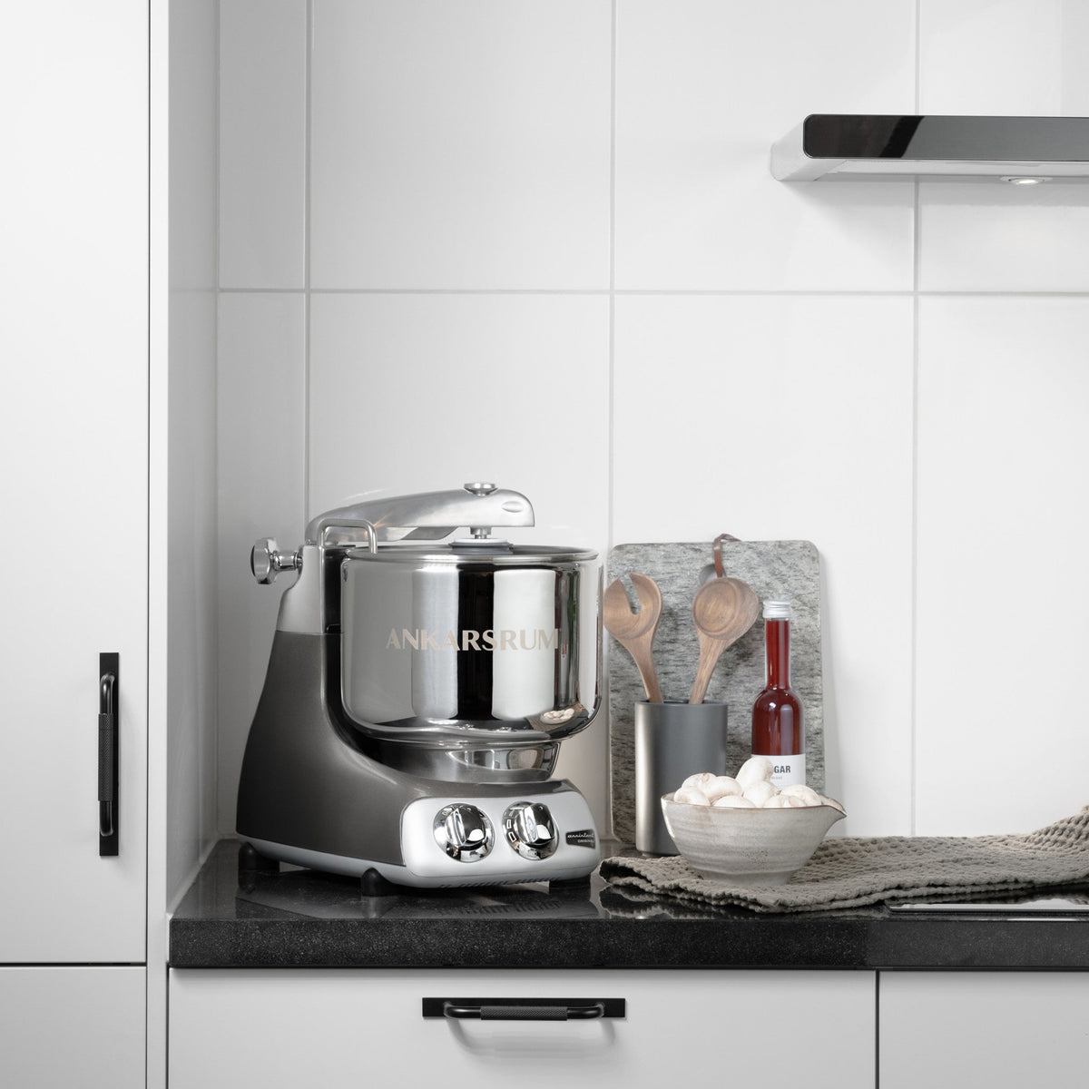 Ankarsrum - 7 L Assistent Original Mixer Black Chrome - 6230BC
