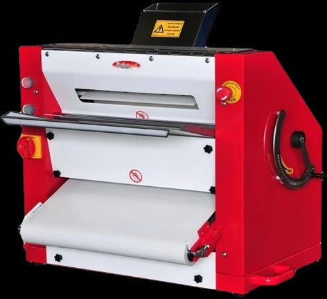 Bakemax - 20" Heavy Duty Double Pass Pizza & Pie Dough Sheeter - BMPS001