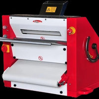 Bakemax - 20" Heavy Duty Double Pass Pizza & Pie Dough Sheeter - BMPS001