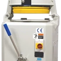 Bakemax - 36 Pc Rounder Semi-Automatic Dough Divider - BMBD036