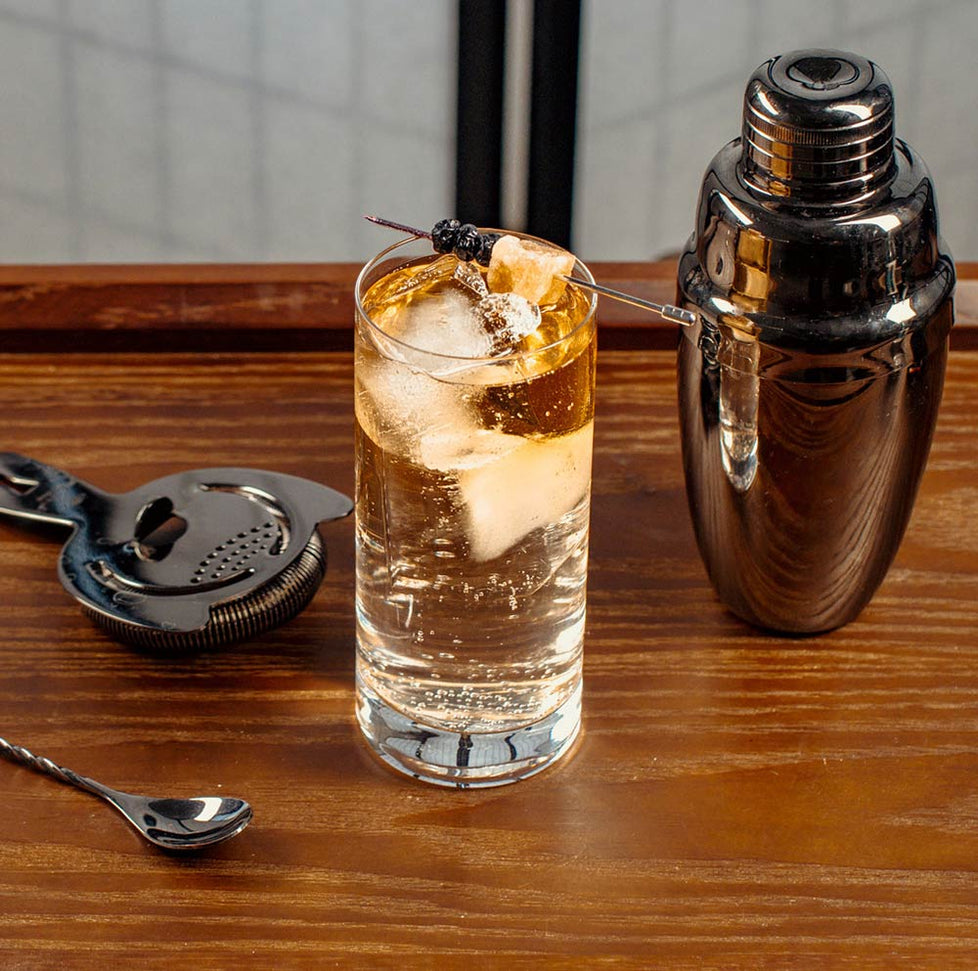 Barfly - 17 Oz Stainless Steel Gun Metal Black Heavy Weight 3-Piece Cobbler Cocktail Shaker - M37038BK