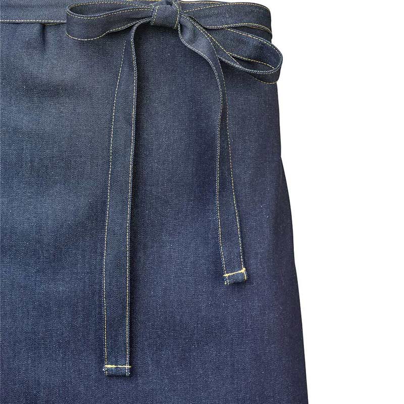 Barfly - 32.25" x 32" Metro Edge Talon Indigo Cotton Vintage Draper Denim Bistro Apron with 2 Pockets - M63201DEN