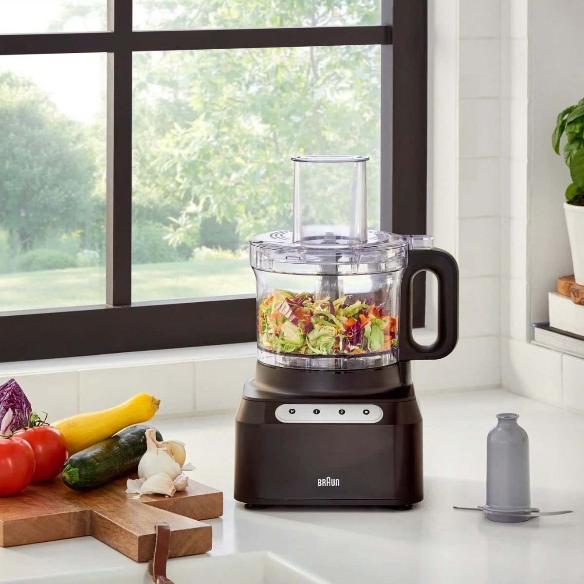 Braun - EasyPrep 8 Cup Black Food Processor - FP3101BK - DISCONTINUED