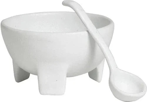 Bugambilia - Classic 18.6 Oz White Round Molcajete With Elegantly Textured - MJSS2WW