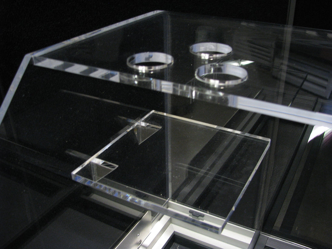 Celcold - 59" Acrylic Food Sneeze Guard for CF59SG Ice Cream Cabinet - CF59FG