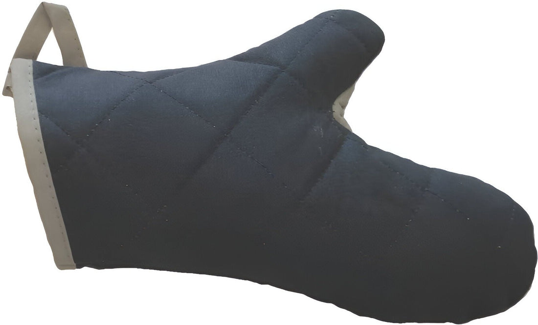 Chef Revival - Chef's Line® Pyrotex® PRO 13" Forearm Length Black Oven Mitt, Pair - CL2PX23BKBK