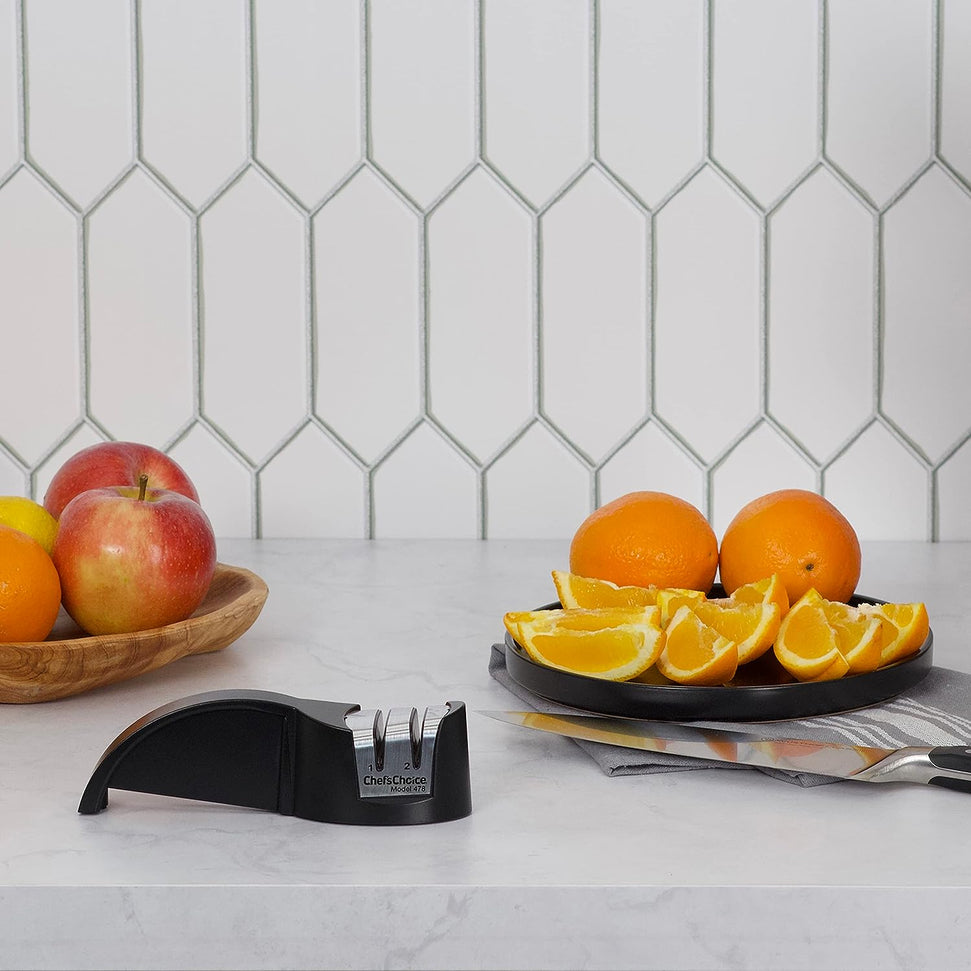 Chef's Choice - Black Diamond 2-Stage 20° Dizer Manual Knife Sharpener, Clam Pack - M4786104