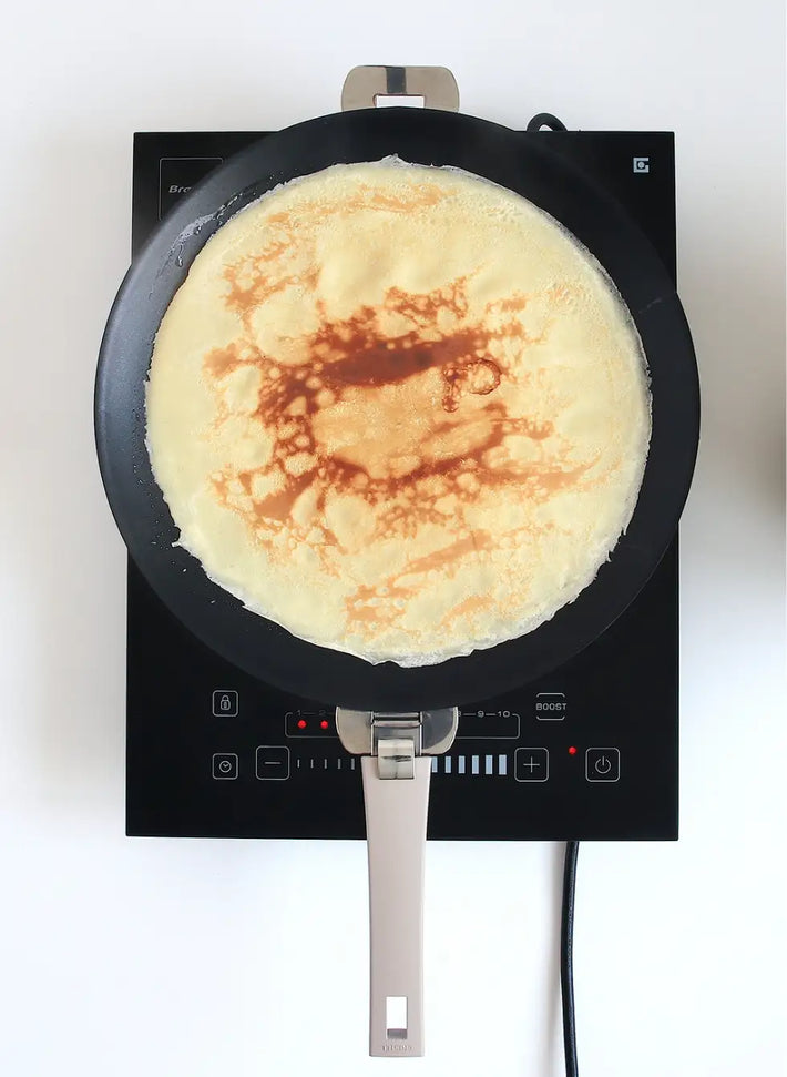 Cristel - 12" Black Crepe Pan with Removable Handle - CR30QE