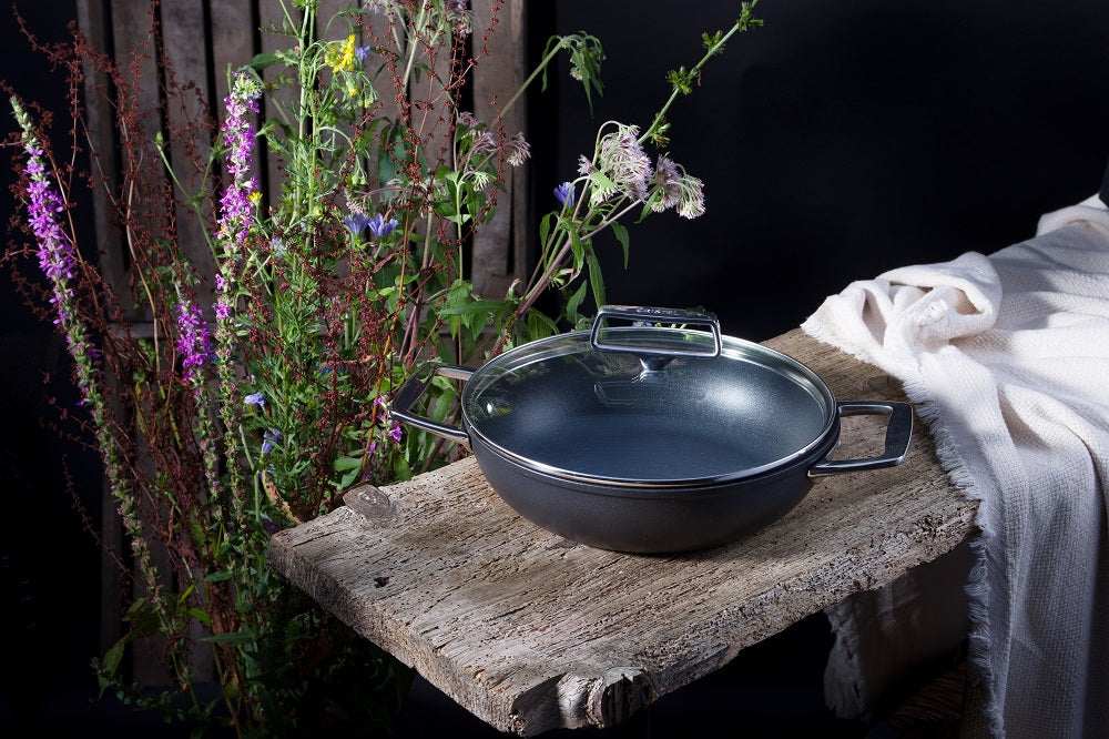 Cristel - 1.9 QT 2 Side Handles Non-Stick Sauté-Pan With Lid and Fixed Handle Castel'Pro Ultralu Collection - S2A24CPFAE