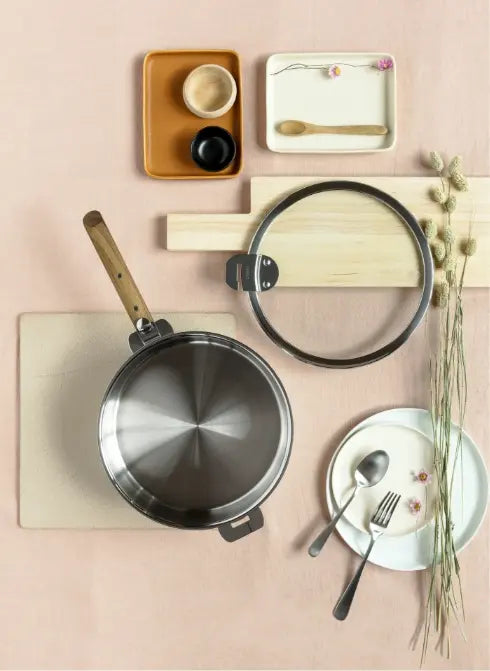 Cristel - 4.5 QT Large Stainless Steel Non-Stick Saute Pan with Lid - S26QLEKSA