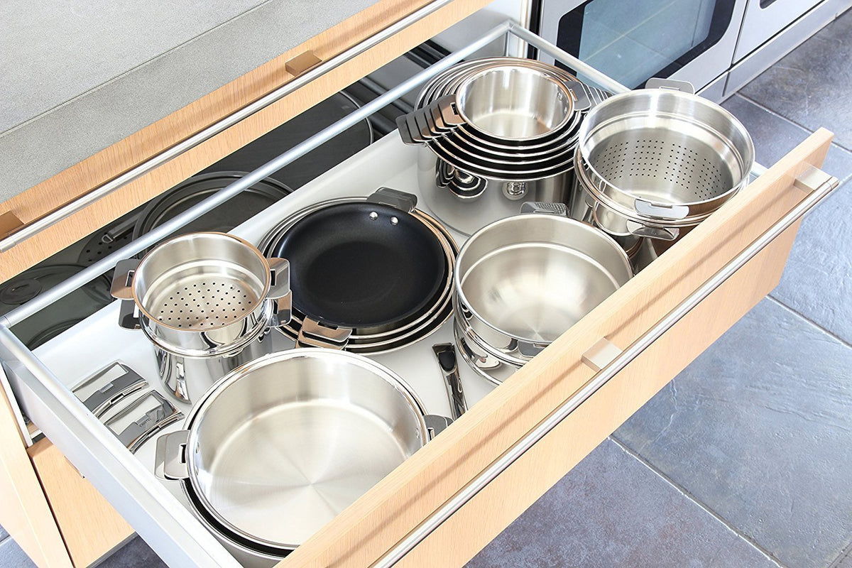 Cristel - 6 QT Casteline Stewpan with Domed Glass Lid - F24QMPKP - DISCONTINUED