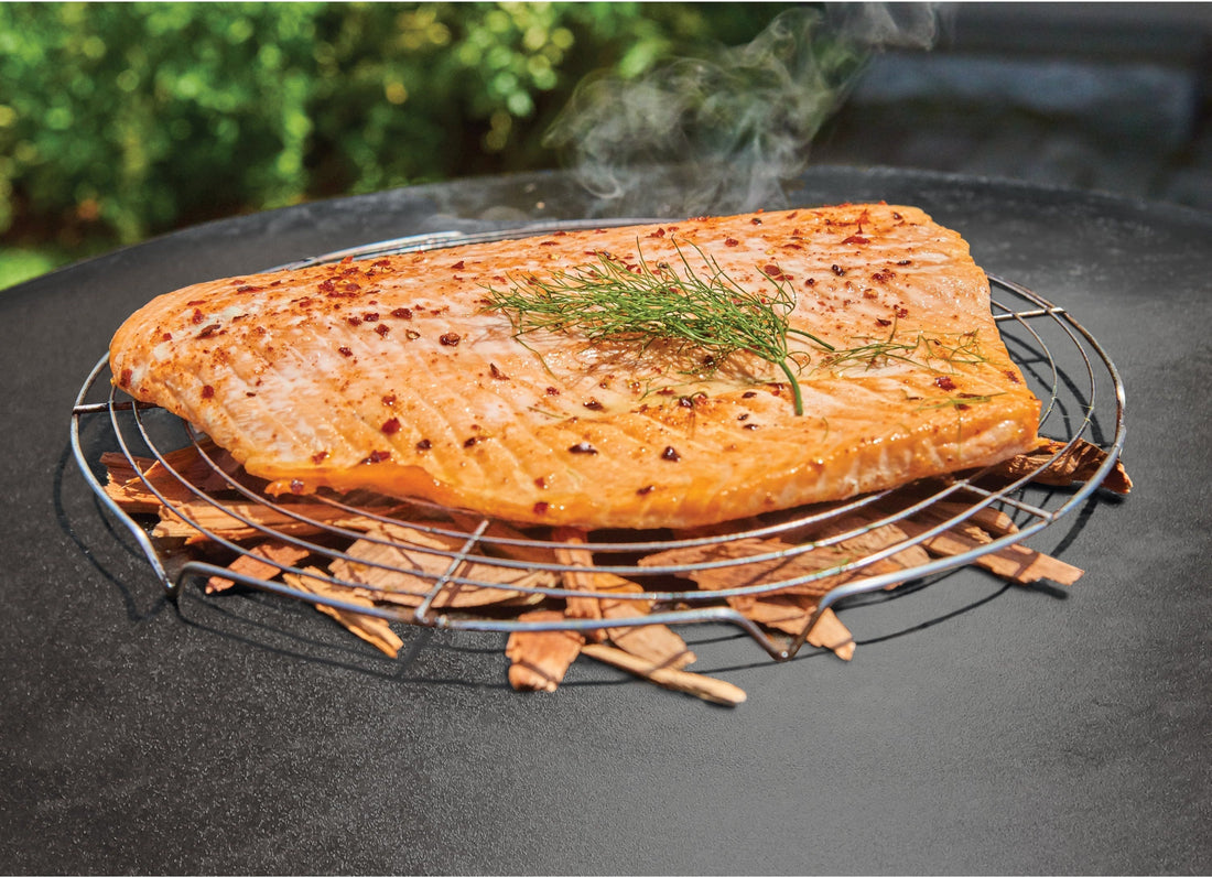 Cuisinart - 360° Outdoor Stainless Steel Griddle Cooking Station - CGG-888-C