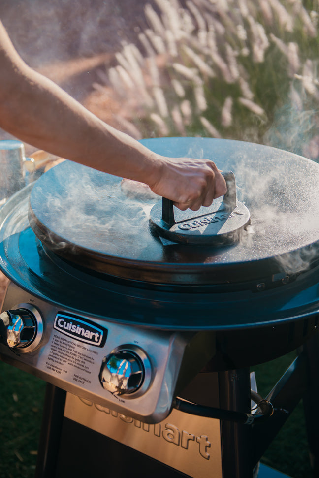 Cuisinart - 360° Outdoor Stainless Steel Griddle Cooking Station - CGG-888-C