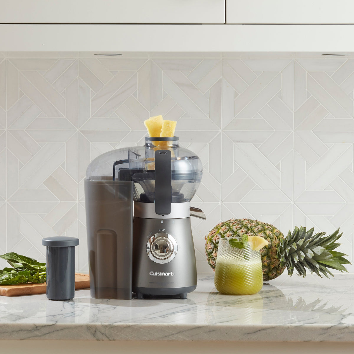 Cuisinart - Compact Blender & Juice Extractor Combo - BJC-550C