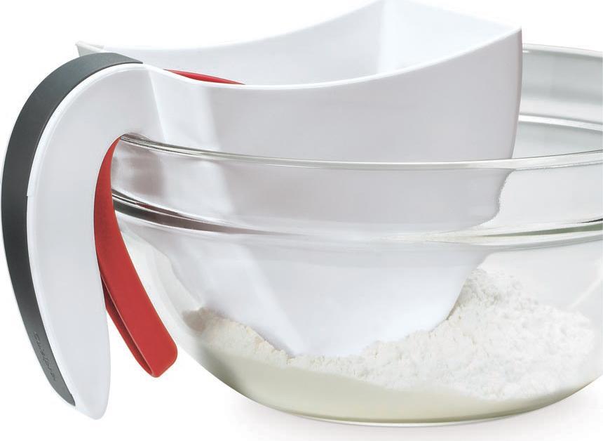 Cuisipro - 3 Cup Scoop & Sift Flour Sifter - 747136
