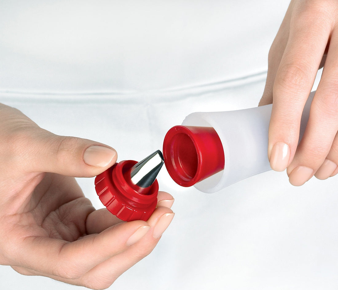 Cuisipro - Deluxe 1.4 Oz Decorating Pen - 747181