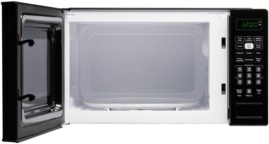 Danby - 0.7 cu.ft. Black Countertop Microwave - DBMW0721BBB