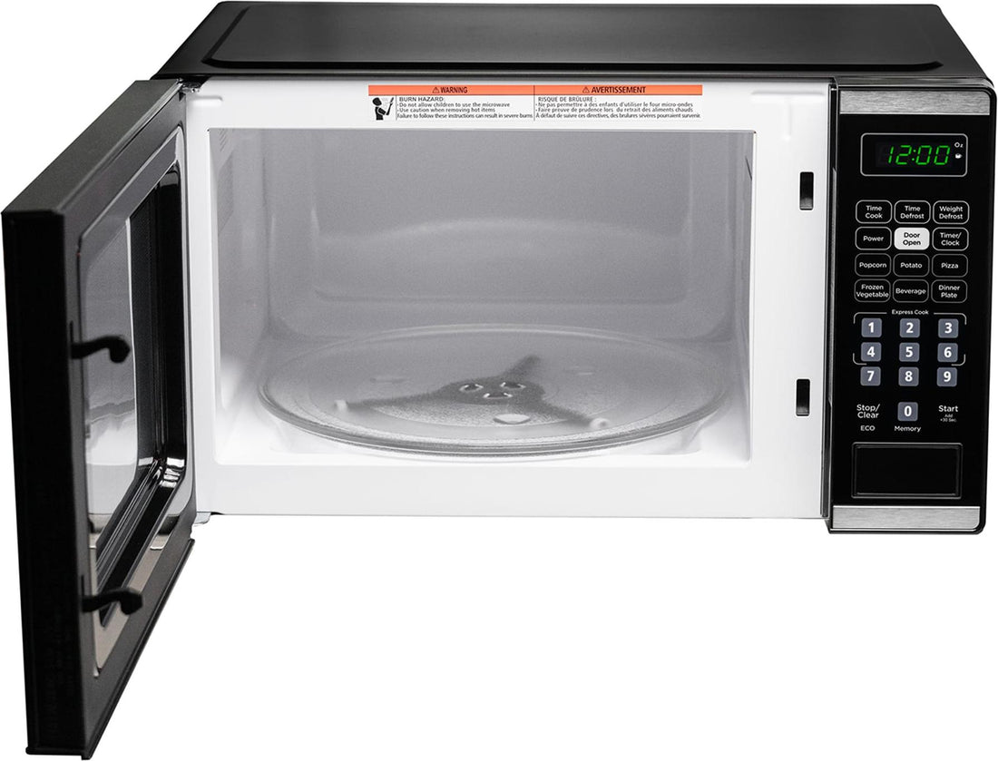 Danby - 0.7 cu.ft. Black & Stainless Steel Countertop Microwave - DBMW0722BBS