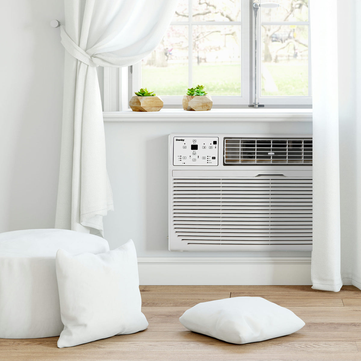 Danby - 10000 BTU Through-The-Wall AC In White - DTAC100B1WDB