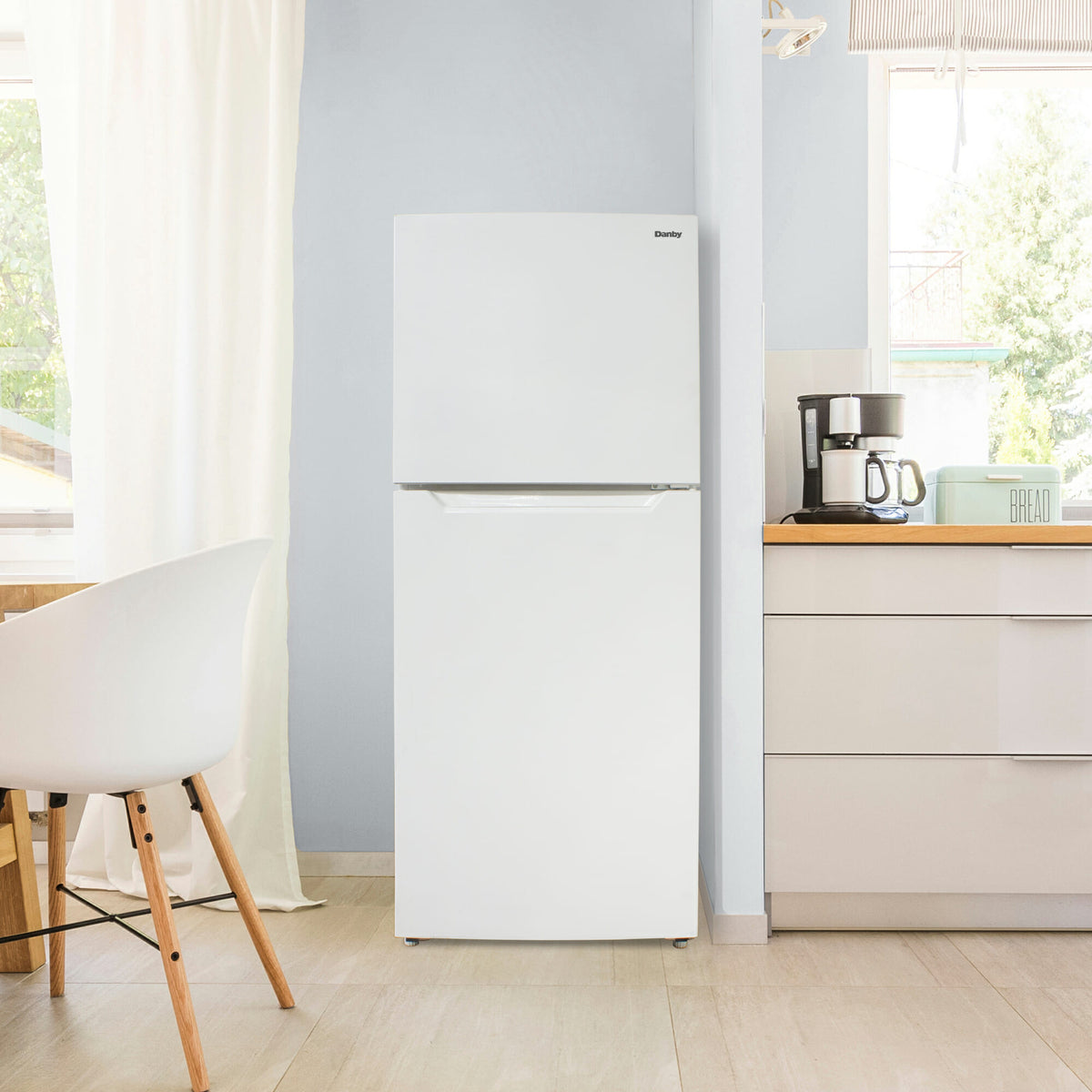 Danby - 10.1 cu.ft. Apartment Size Top Mount Fridge In White - DFF101B2WDB
