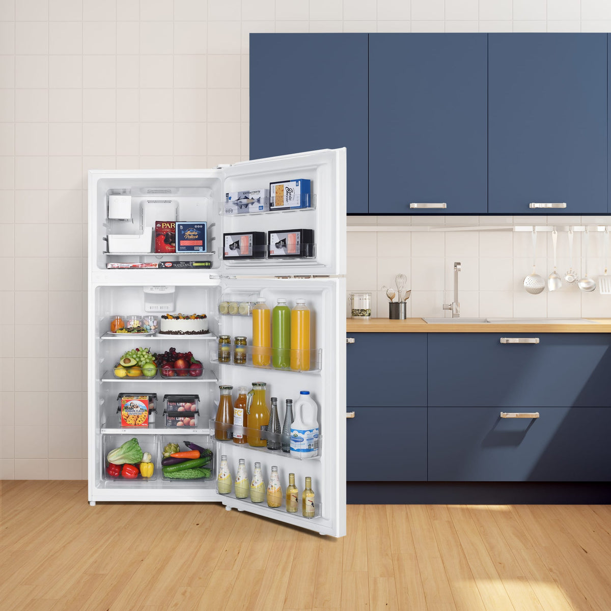 Danby - 18 cu.ft. Top Mount Refrigerator in White - DFF176B1WDB