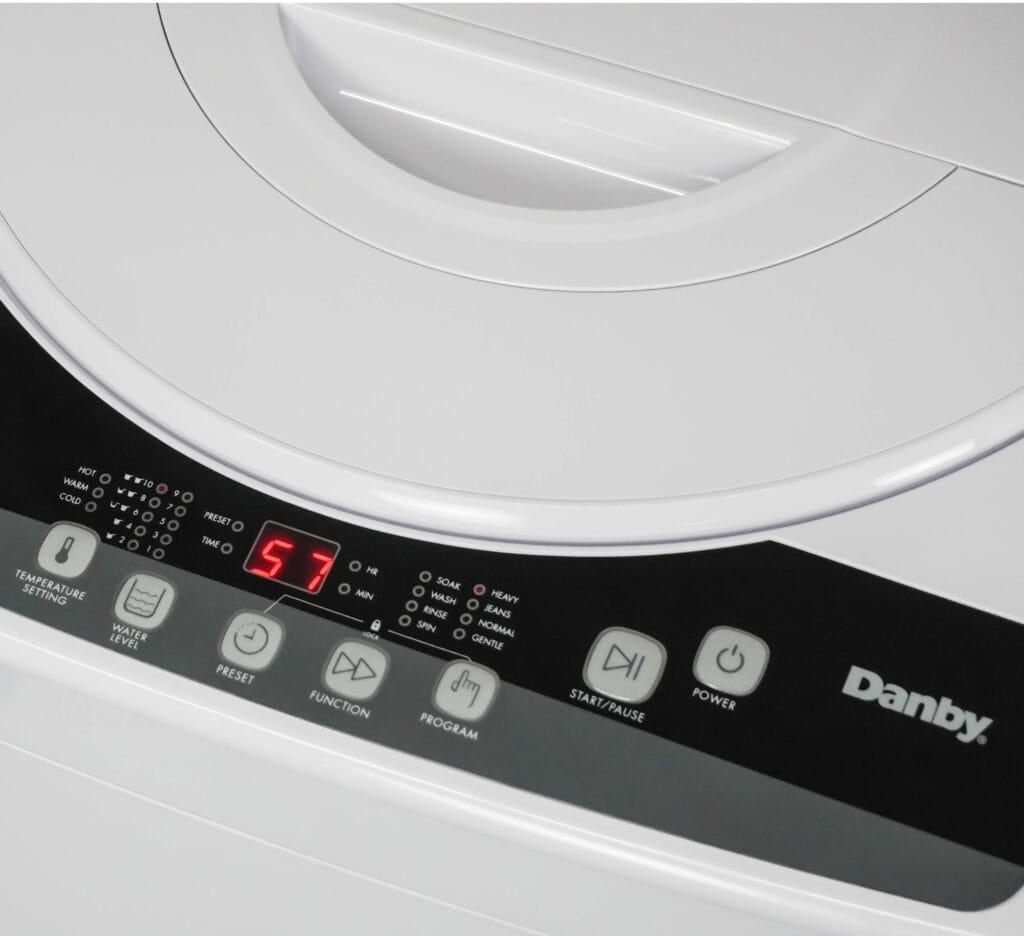 Danby - 1.6 cu. ft. Compact Top Load White Washing Machine - DWM055A1WDB-6