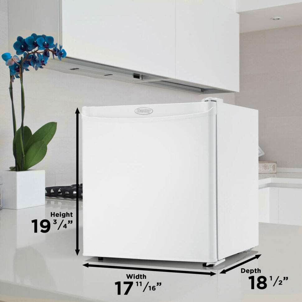 Danby - 1.6 cu.ft. White Compact Fridge - DCR016A3WDB
