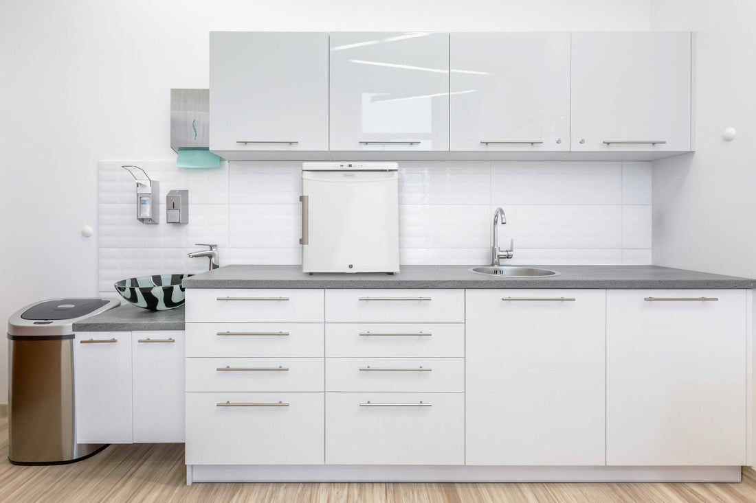 Danby - 1.6 cu.ft. White Medical Fridge - DH016A1W