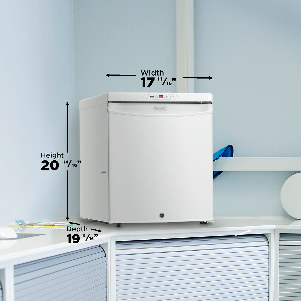 Danby - 1.6 cu.ft. White Medical Fridge - DH016A1W