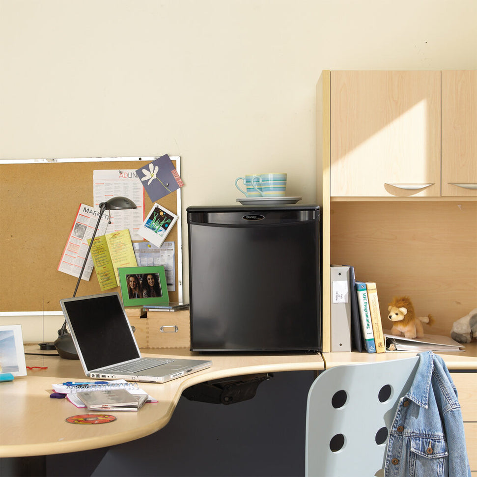 Danby - 1.7 cu.ft. Black Compact Fridge - DAR017A2BDD