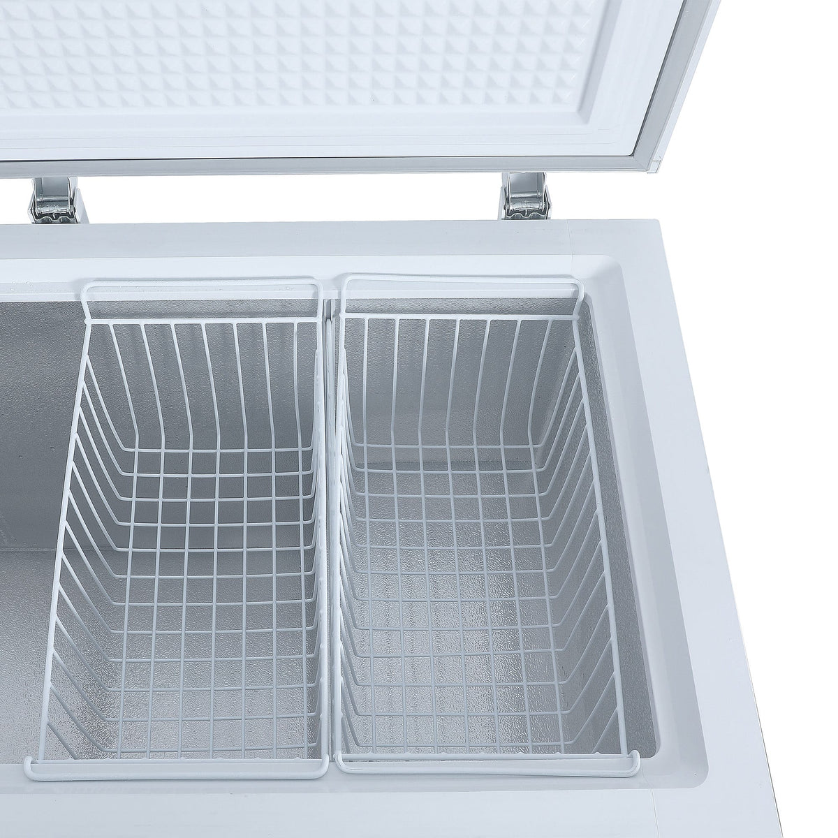 Danby - 21.2 cu. ft. Chest Freezer In White - DCFM210A1WDB