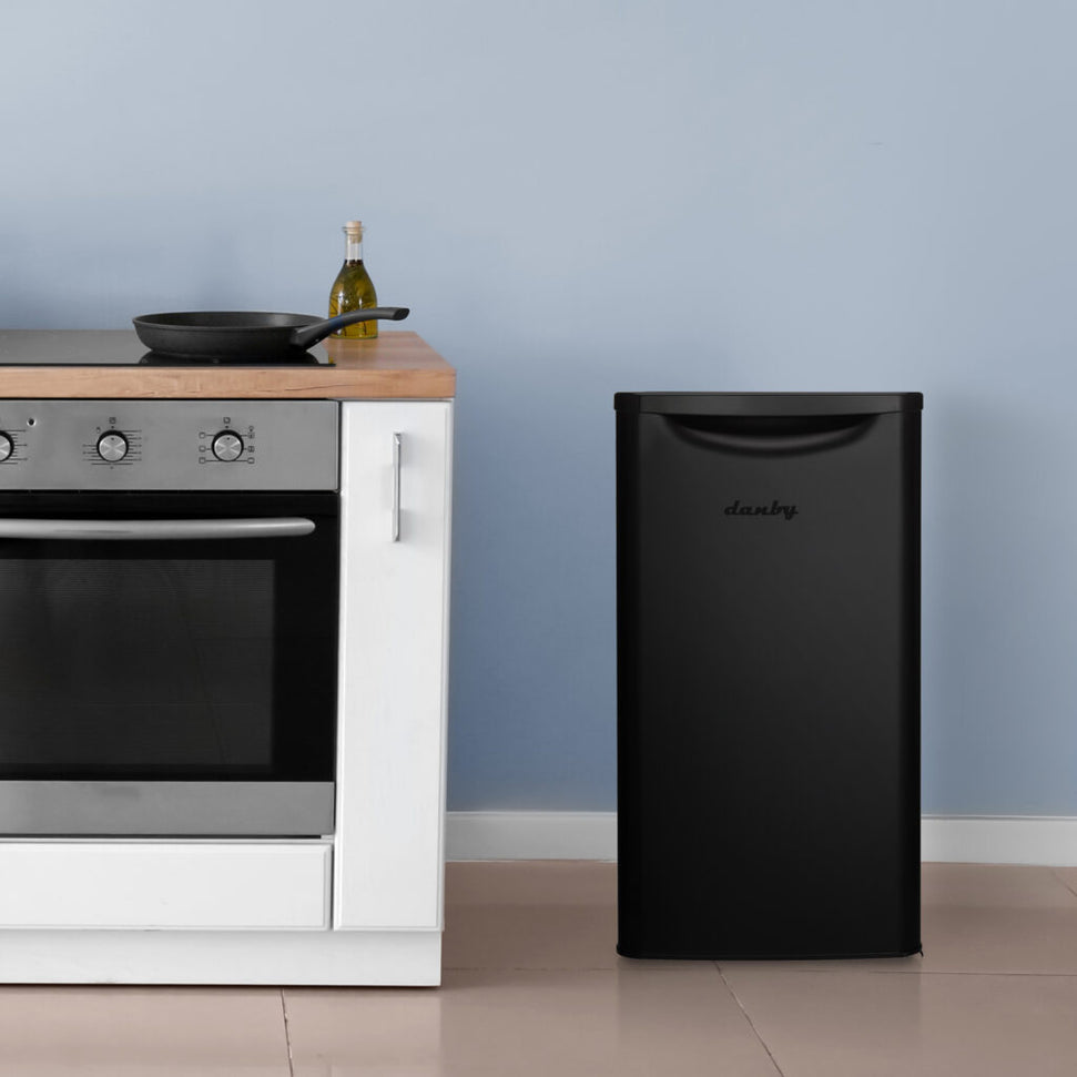 Danby - 3.3 cu.ft. Black Compact Fridge - DAR033A6BDB