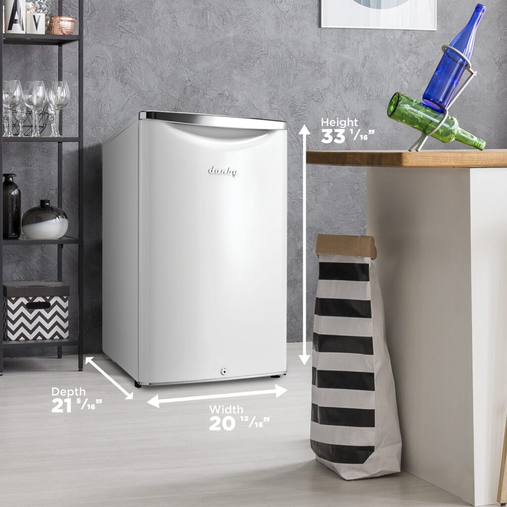 Danby - 4.4 cu. ft. Contemporary Classic Pearl White Compact Fridge - DAR044A6PDB