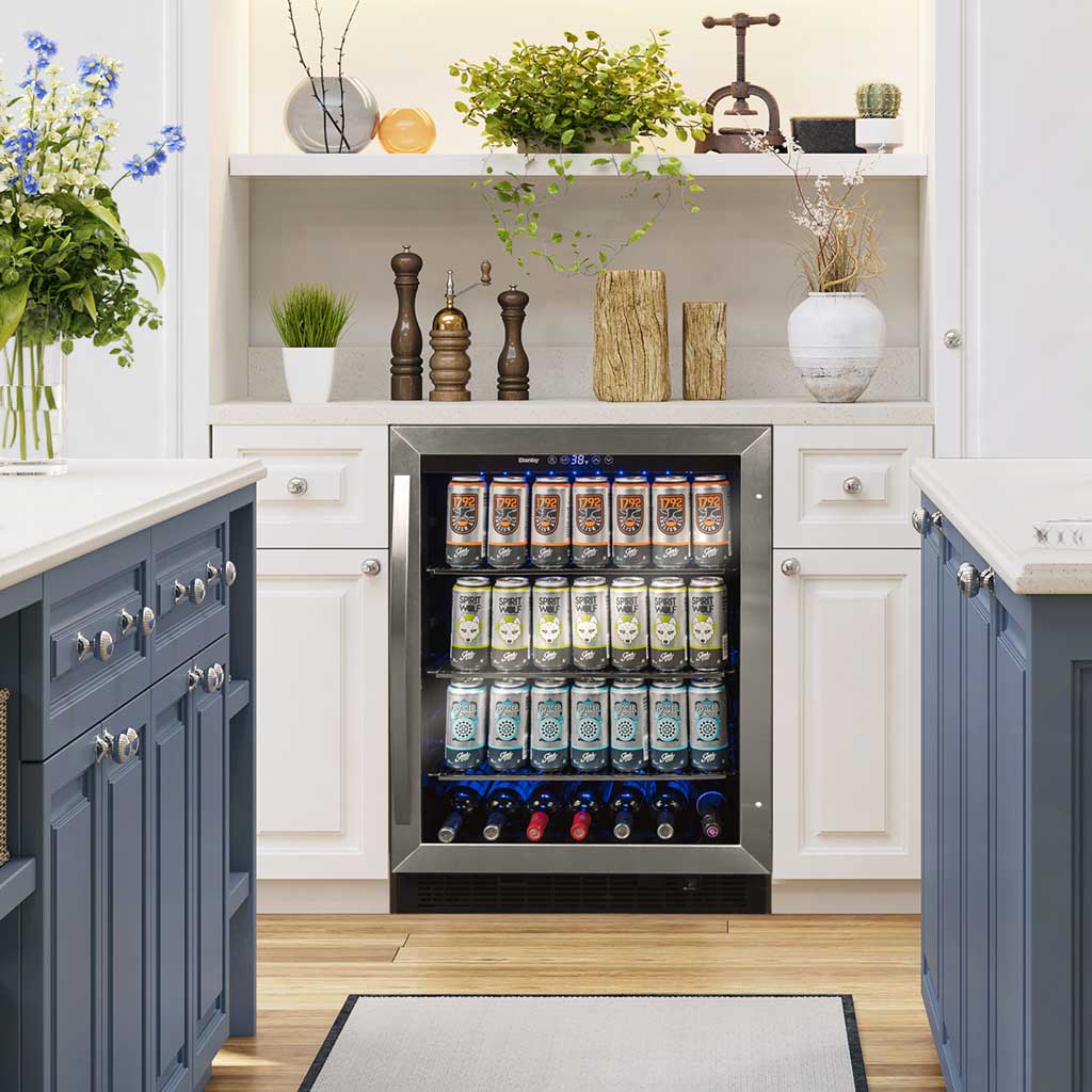 Danby - 5.7 cu.ft. Built-In Beverage Center In Stainless Steel - DBC057A1BSS