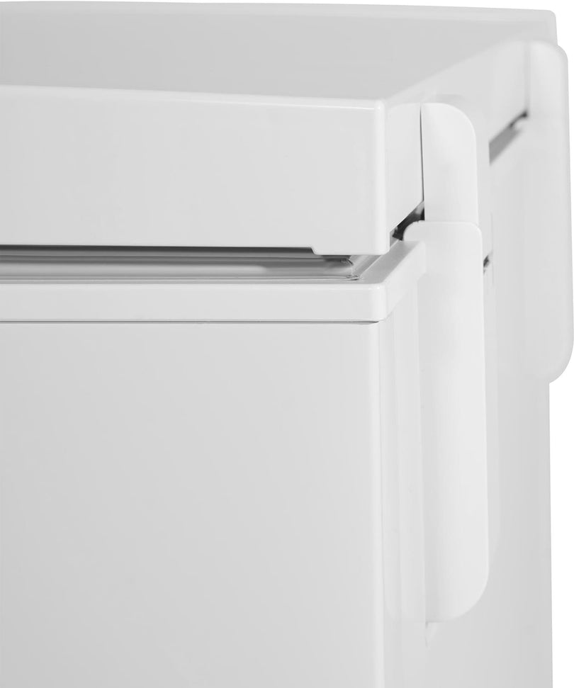 Danby - 7 cu. ft. Square Model Chest Freezer In White - DCF070A6WM