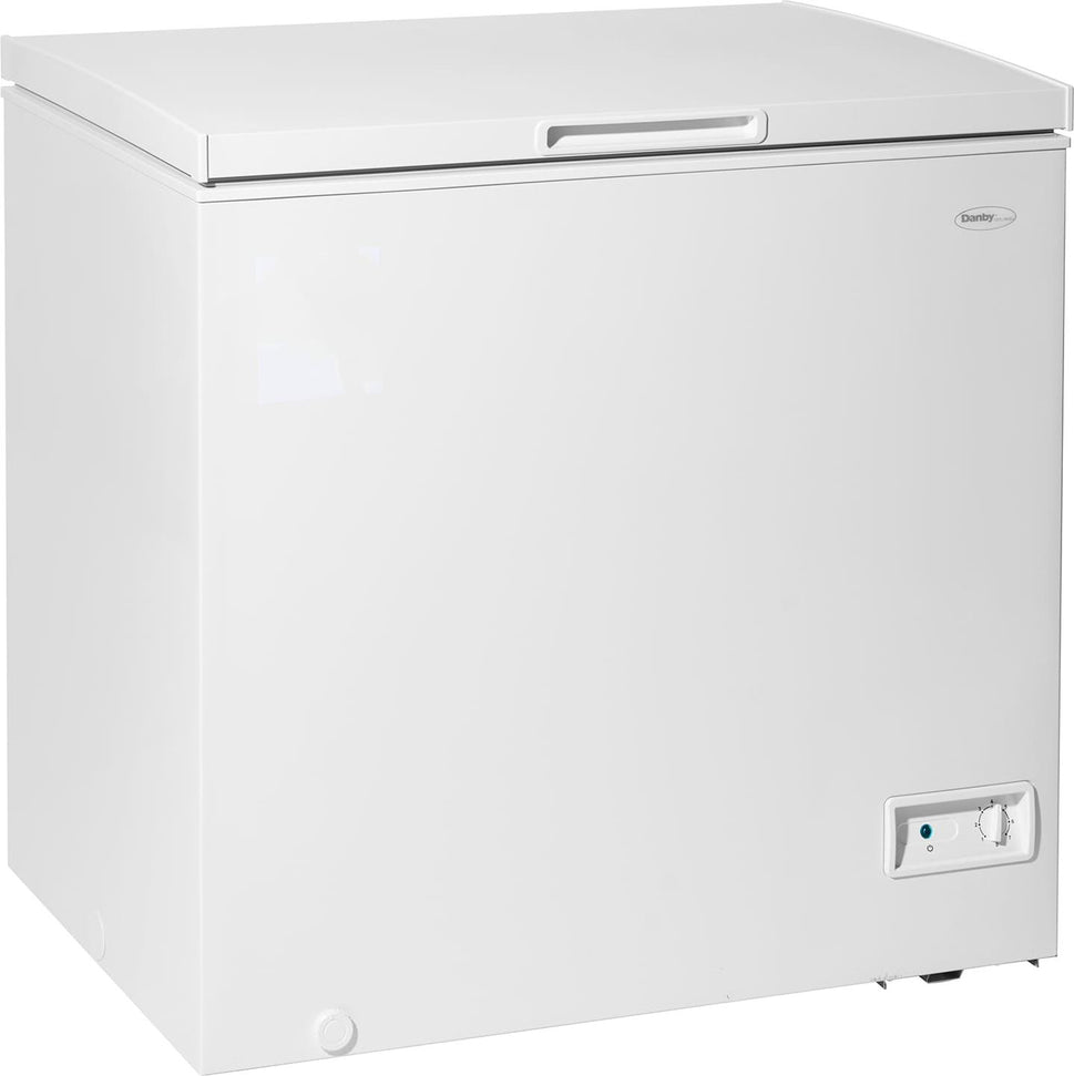 Danby - 7 cu. ft. Square Model Chest Freezer In White - DCF070A6WM