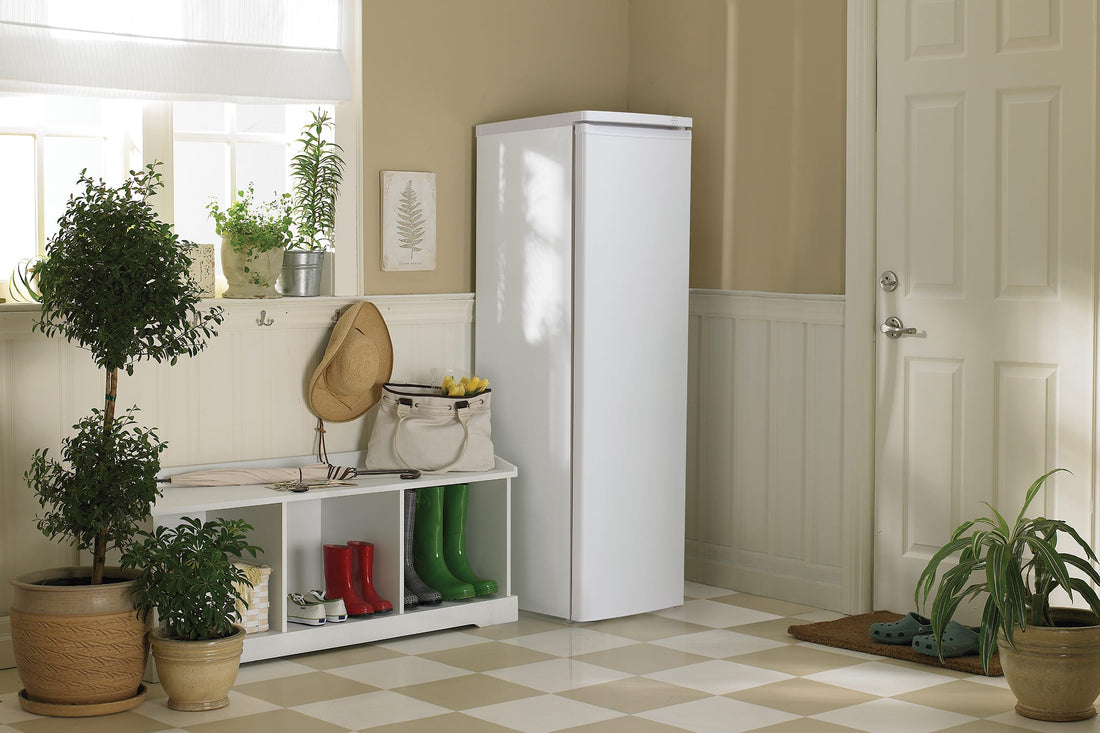 Danby - 7.1 cu. ft. Upright Freezer in White - DUF071A3WDB