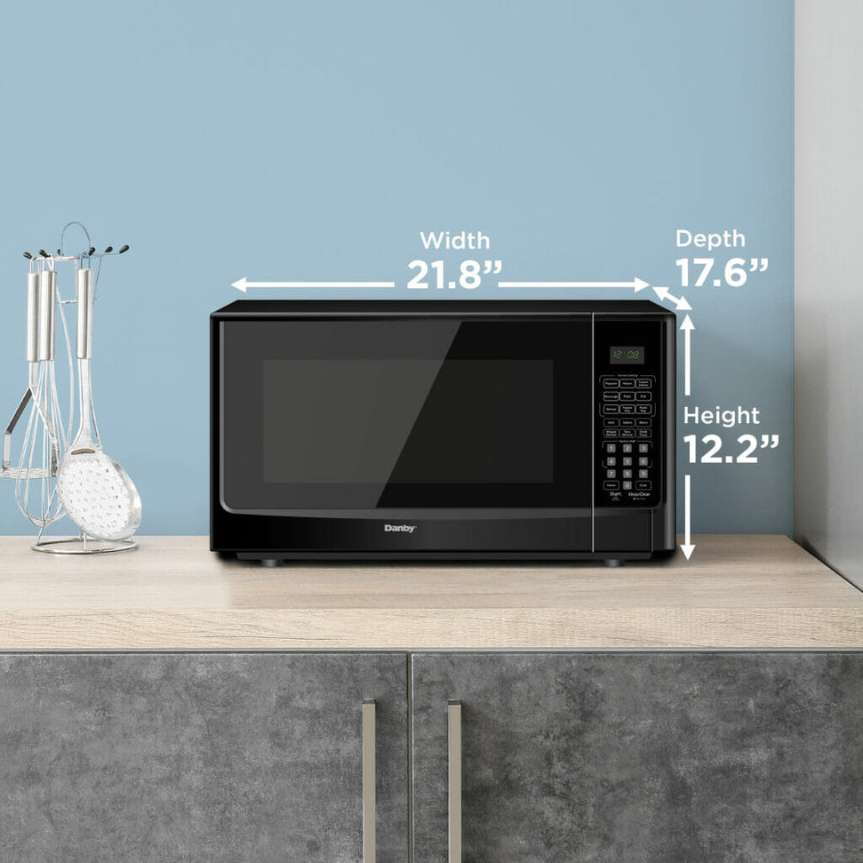 Danby - Designer 1.4 cu. ft. Sensor (Cooking) Black Microwave - DDMW01440BG1