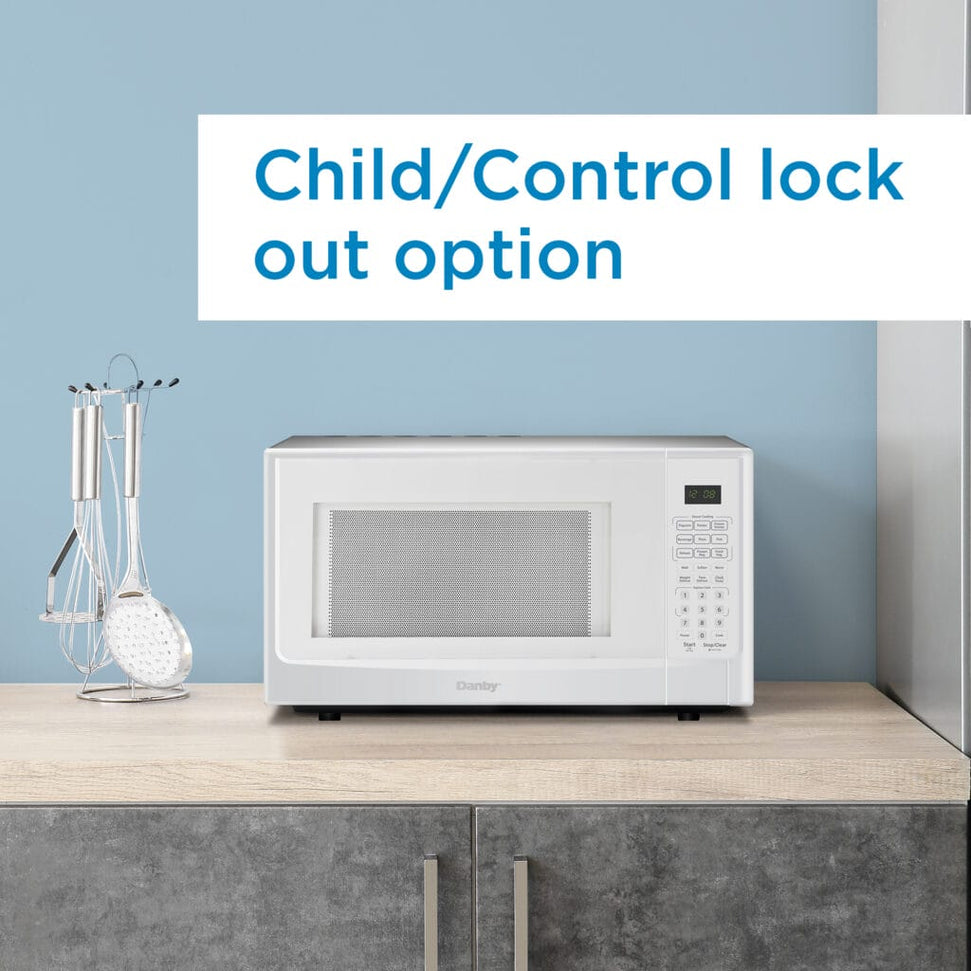 Danby - Designer 1.4 cu. ft. Sensor (Cooking) White Microwave - DDMW01440WG1