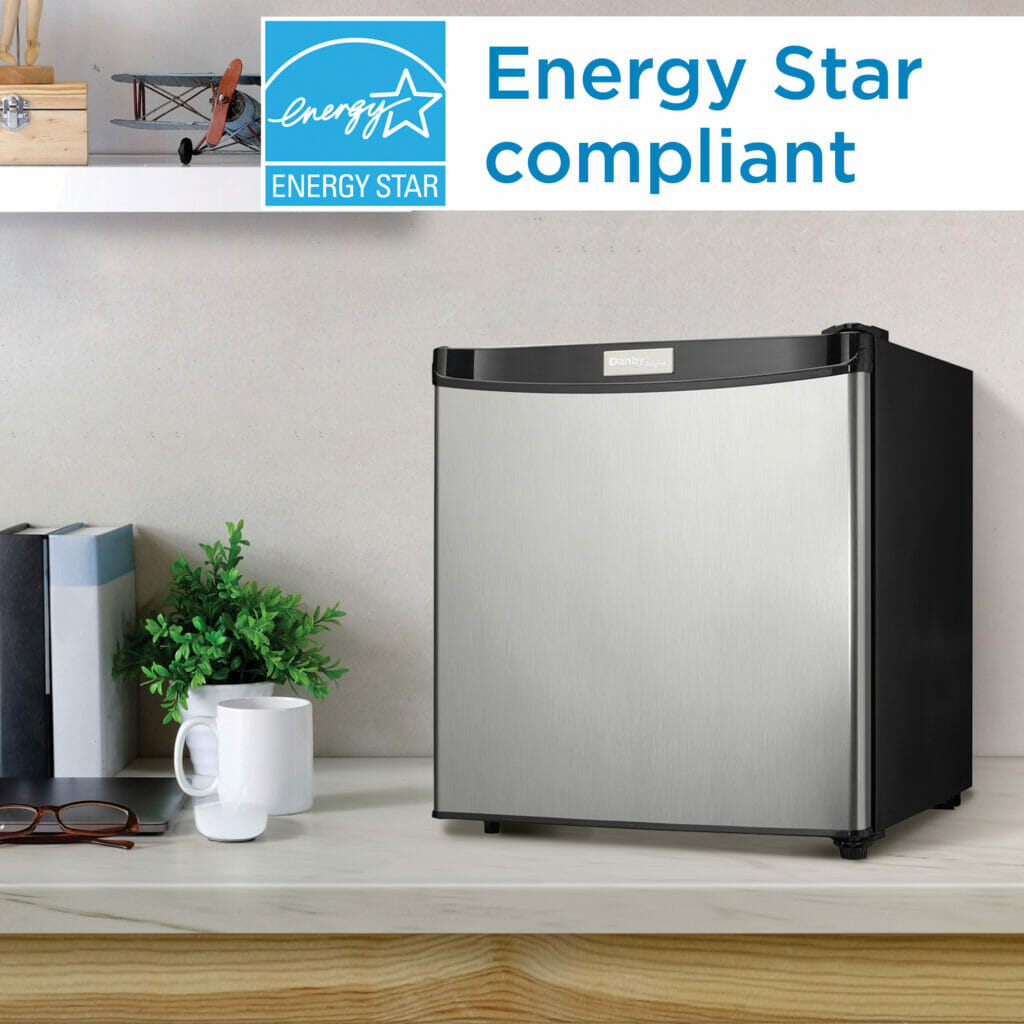 Danby - Designer 1.6 cu. ft. Stainless Steel Compact Fridge - DCR016A3BSLDD