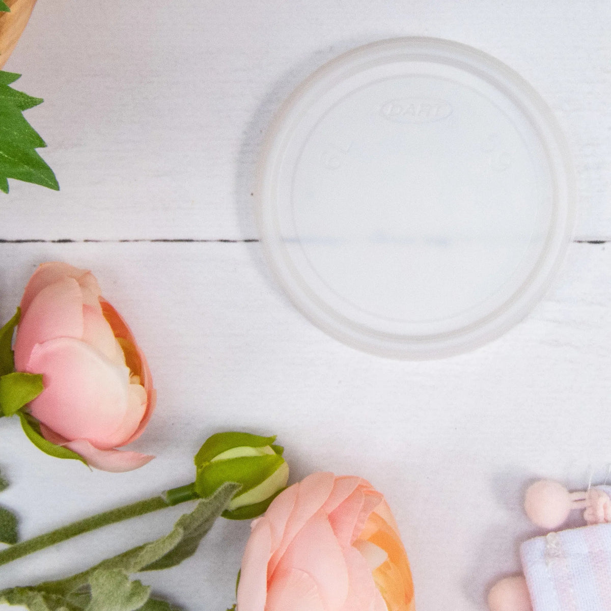 Dart Container - 6 Oz HIPS Plastic Translucent Non-vented Lid, 1000/Cs - 6JLNV