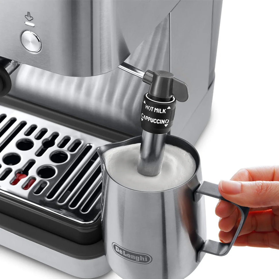 DeLonghi - Linea Classic Espresso Machine - EM450M