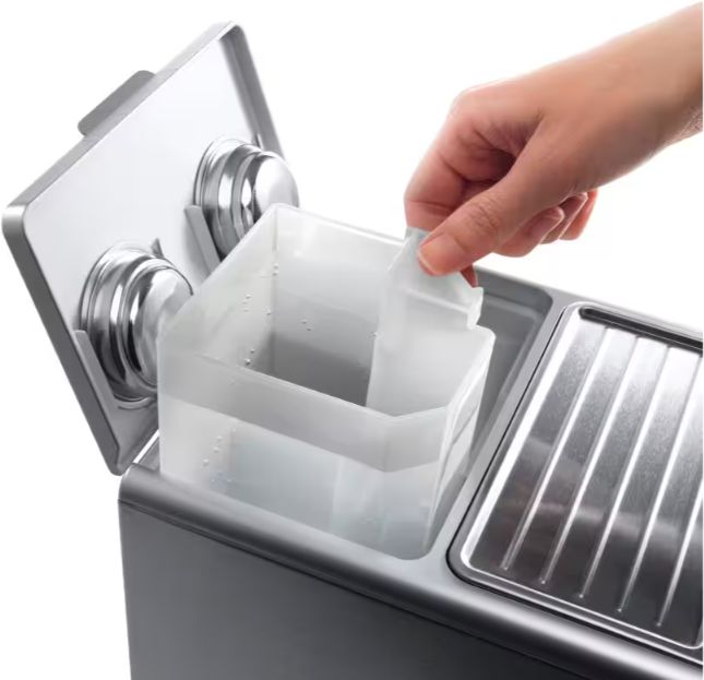 DeLonghi - Manual Espresso & Cappuccino Machine with Premium Adjustable Frother - ECP3630 - DISCONTINUED