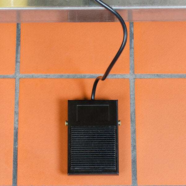 Edlund - 20 lb Stainless Steel Digital Pizza Scale with Foot Tare - EPZ-20H