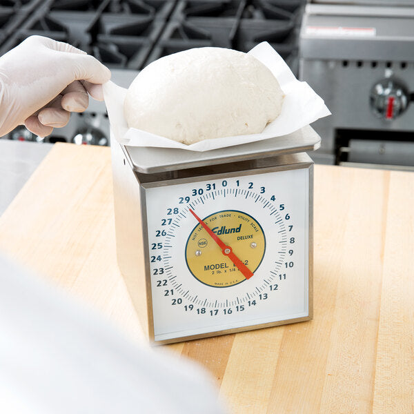 Edlund - Deluxe 32 Oz Portion Scale with 6" x 6 3/4" Platform - DF-2